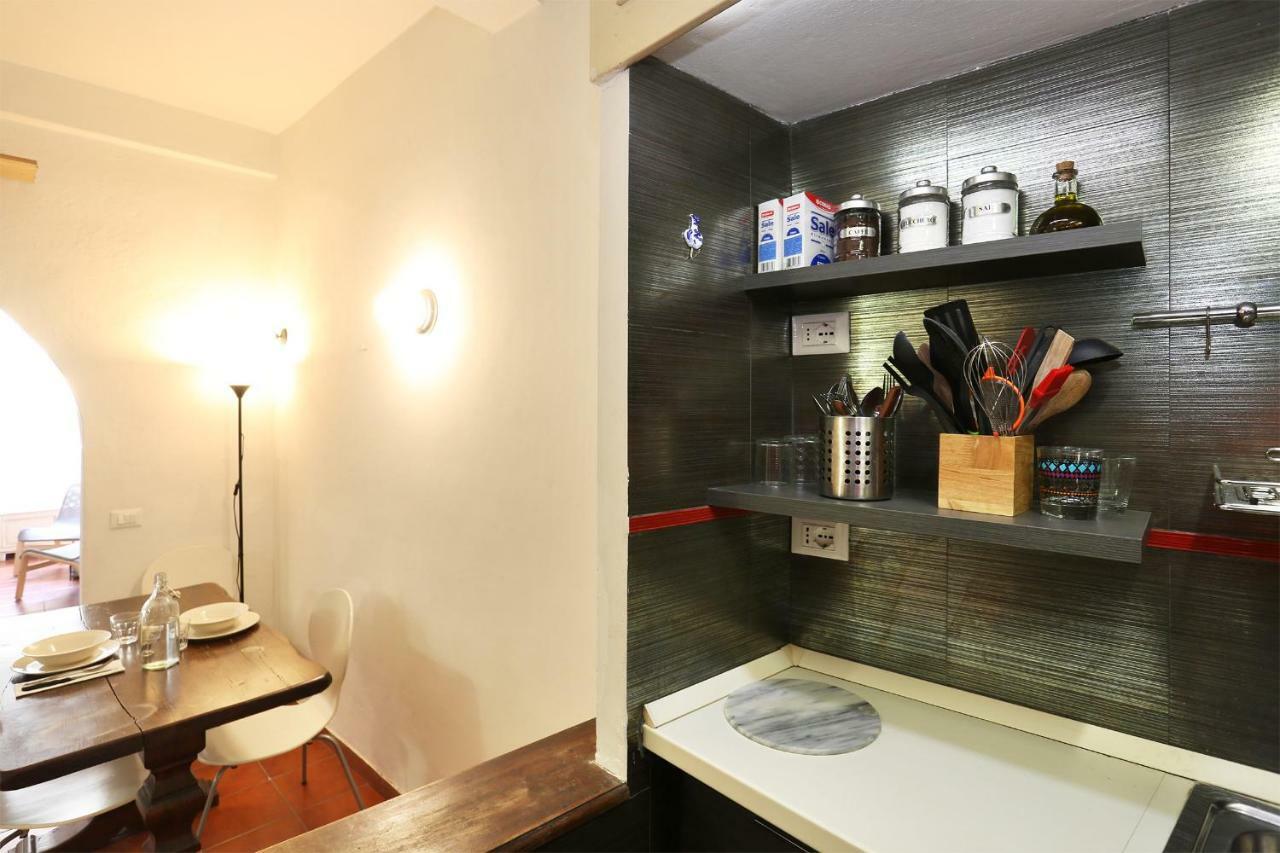 Concetta Apartment Флоренция Екстериор снимка
